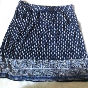 🆕 | 💙 Max Studio Skirt